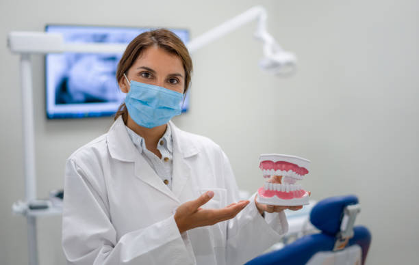 Best Emergency Treatment for Oral Infections in Mayflower Village, CA